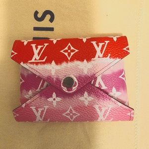 Louis Vuitton Limited edition Small kirigami pouch
